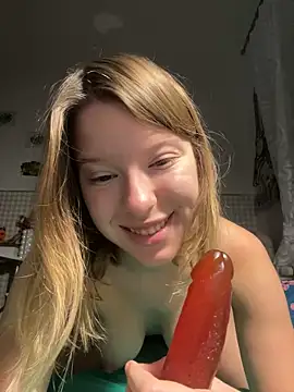 Snapshot of kimczii chatting on November 2025 07:31:01 AM kimczii online show from November 2025 07:31:01 AM