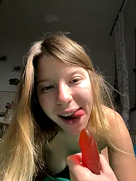 Snapshot of kimczii chatting on November 2025 07:08:01 AM kimczii online show from November 2025 07:08:01 AM