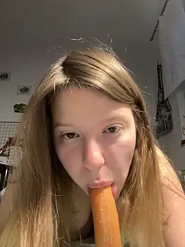 kimczii online show from May 2026 06:21:02 AM