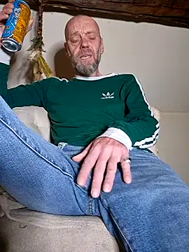 eddouxxx78 online show from November 2025 05:45:02 PM