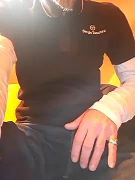 eddouxxx78 online show from November 2025 10:58:02 AM