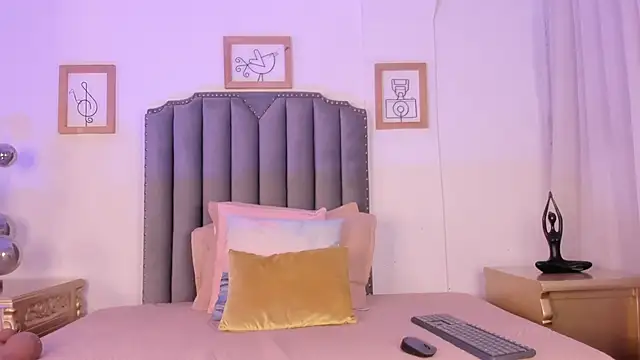 Snapshot of Vega___16 chatting on March 2026 11:39:02 AM Vega 16 online show from March 2026 11:39:02 AM