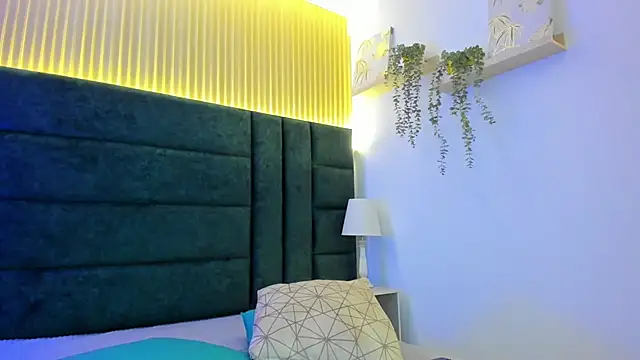 AntonellaaHot online show from March 2025 07:53:01 PM