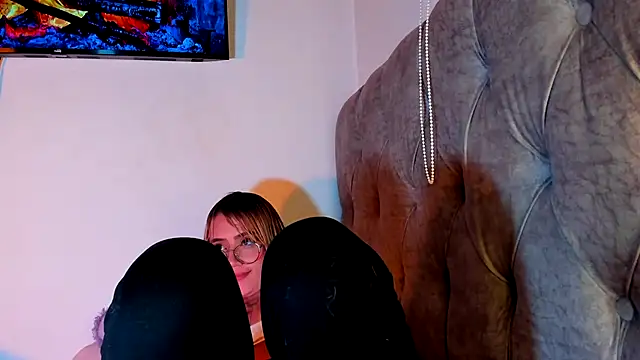 Sabrina Cole online show from October 2025 04:24:02 AM