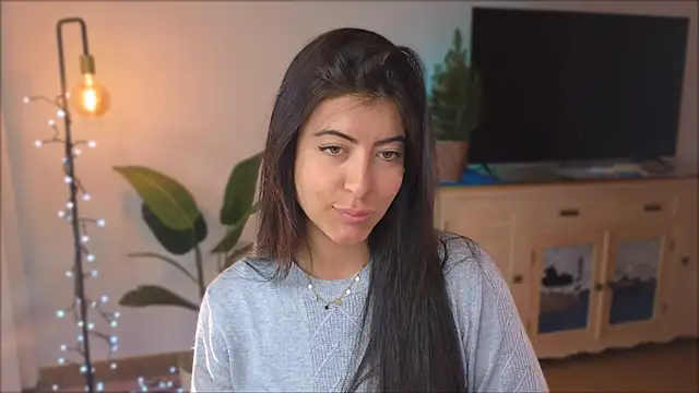 anabelcurvy online show from December 2024 01:22:02 PM