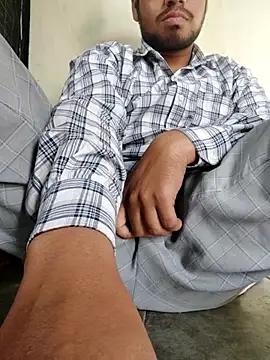 Snapshot of Nishubig chatting on December 2025 09:39:02 AM Nishubig online show from December 2025 09:39:02 AM