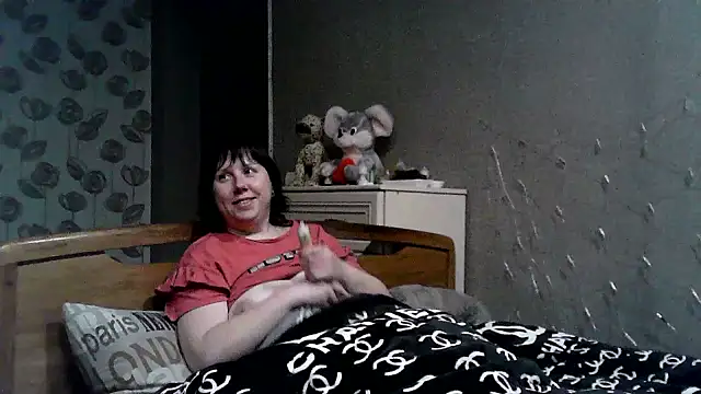 Snapshot of explored_romantic chatting on January 2025 05:28:02 PM explored romantic online show from January 2025 05:28:02 PM