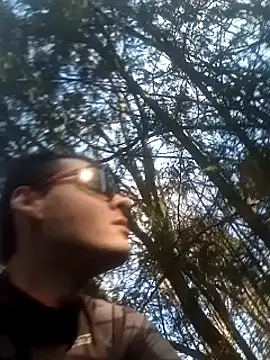 Snapshot of explored_romantic chatting on March 2025 01:18:01 PM explored romantic online show from March 2025 01:18:01 PM