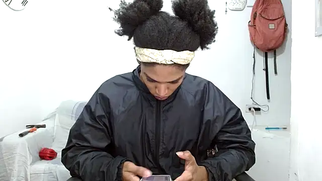 angelamarie1 online show from October 2025 11:19:01 AM