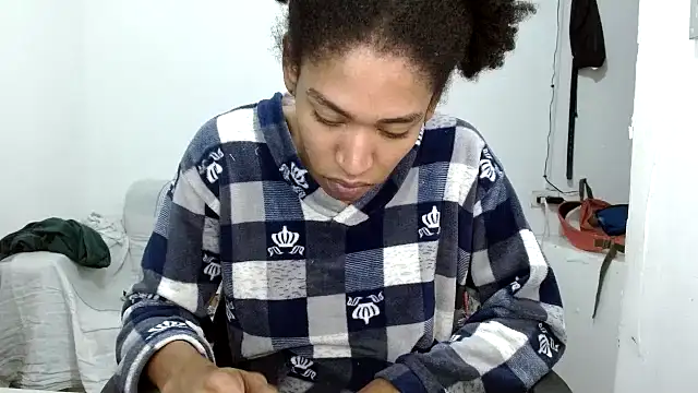 angelamarie1 online show from October 2025 11:10:01 AM