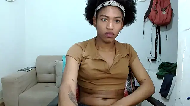 angelamarie1 online show from November 2025 10:58:02 PM