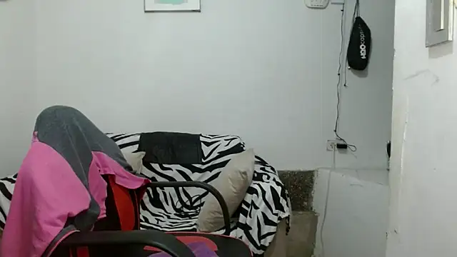 angelamarie1 online show from March 2026 12:05:01 AM