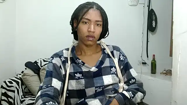 Snapshot of angelamarie1 chatting on April 2026 06:53:01 AM angelamarie1 online show from April 2026 06:53:01 AM