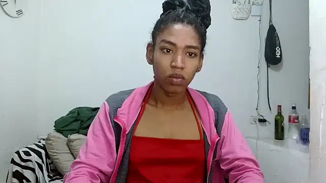 Snapshot of angelamarie1 chatting on May 2026 01:40:01 PM angelamarie1 online show from May 2026 01:40:01 PM