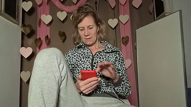 Lola Belgium online show from February 2026 06:28:02 AM