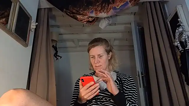 Lola Belgium online show from June 2026 10:27:01 AM