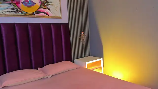 LauraAristizabal online show from May 2026 11:50:01 AM