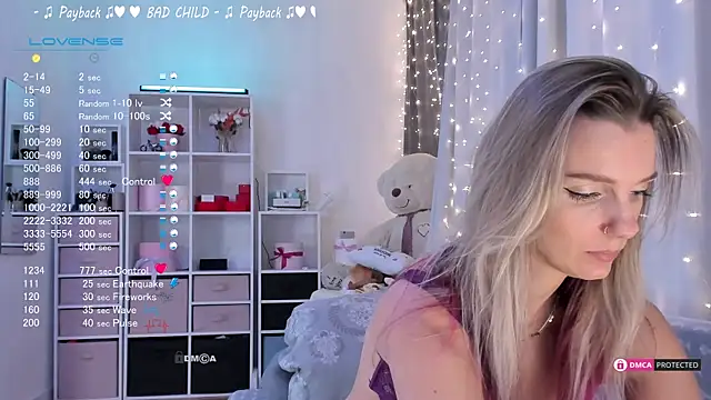 Karamelsw  online show from February 2025 12:05:02 AM