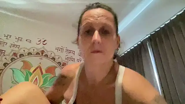 Sexy-Mel online show from December 2025 05:17:02 AM