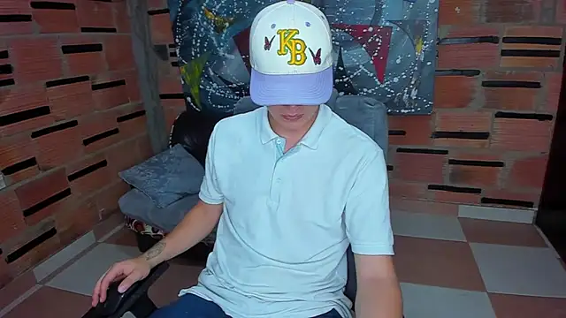 patrik 027 online show from February 2025 07:02:01 PM