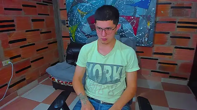 patrik 027 online show from March 2025 09:45:01 PM