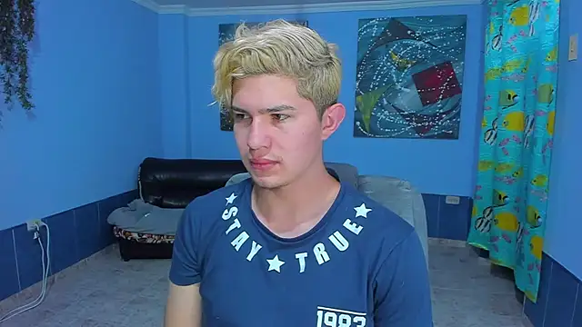 patrik 027 online show from October 2025 07:04:02 PM