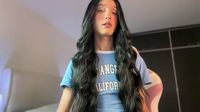 Snapshot of Ainhoads chatting on December 2025 08:43:01 AM Ainhoads online show from December 2025 08:43:01 AM