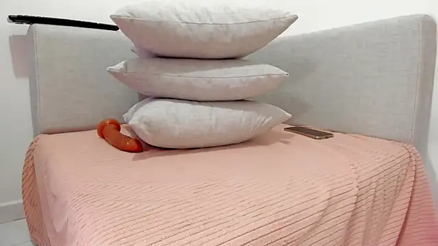 candy sweet  online show from February 2026 06:59:01 PM