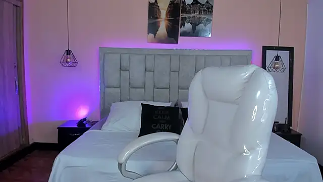 Stefhanyblow online show from December 2024 10:29:01 PM