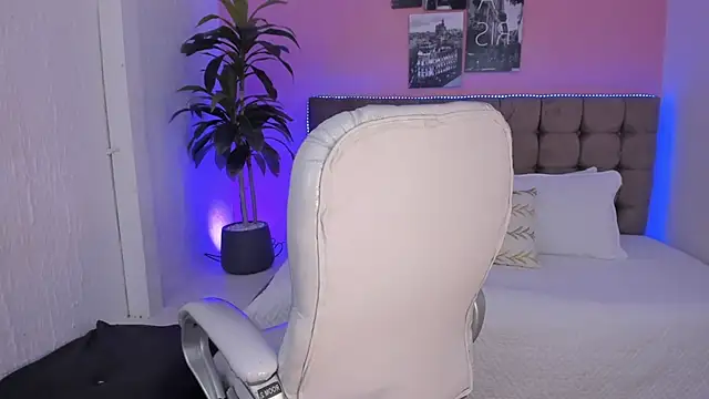 Stefhanyblow online show from March 2025 12:31:01 AM