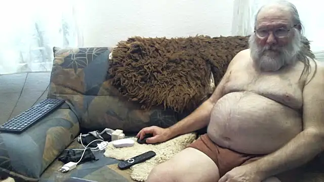 SexySantaC online show from December 2024 07:00:02 PM