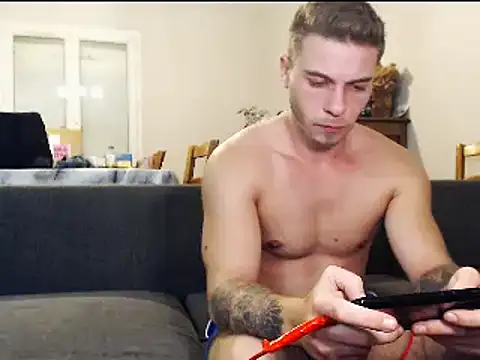 Elkafit28 online show from March 2026 08:42:01 PM