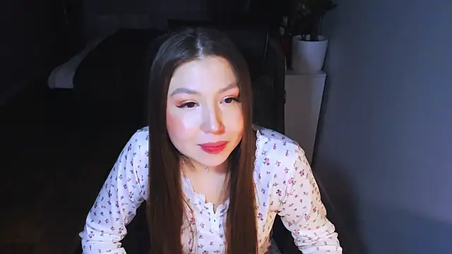 Eva Chris online show from February 2026 06:31:01 PM