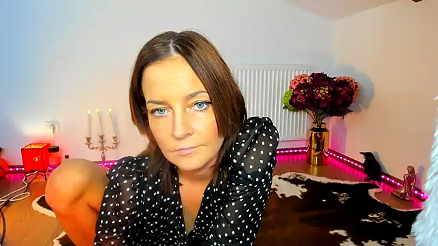 Snapshot of ViciousSiren chatting on November 2025 05:02:01 PM ViciousSiren online show from November 2025 05:02:01 PM