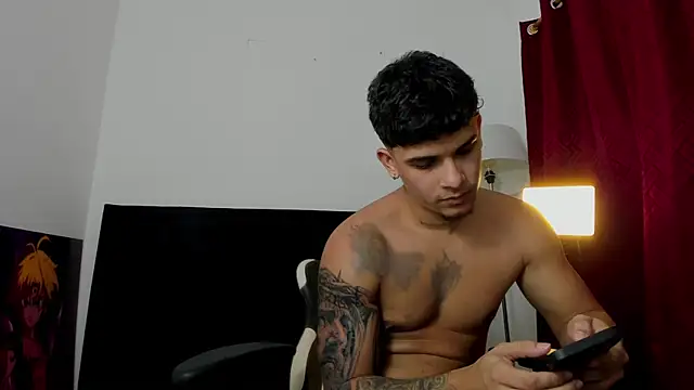 Snapshot of Evan_stoner chatting on October 2025 02:20:01 AM Evan stoner online show from October 2025 02:20:01 AM