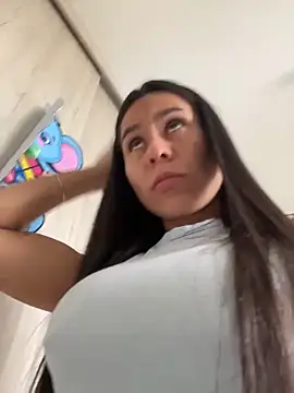 Reggie-Liam online show from March 2026 08:26:02 PM