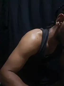 Snapshot of apolodiosgriego chatting on February 2026 01:32:01 AM apolodiosgriego online show from February 2026 01:32:01 AM