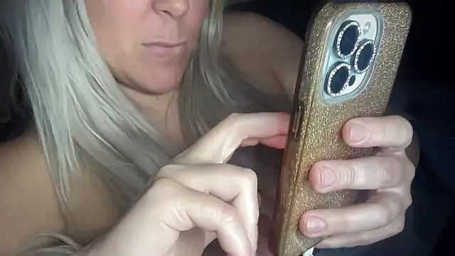 Bustyblondebabe32 online show from January 2025 03:12:02 AM