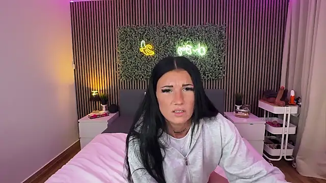 Snapshot of LizaRoxx chatting on January 2026 09:20:02 PM LizaRoxx online show from January 2026 09:20:02 PM