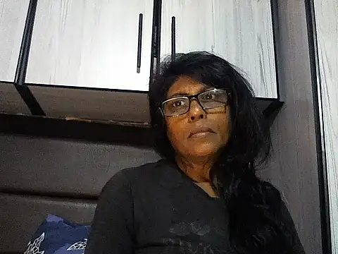 MsAttitude online show from October 2025 07:15:01 AM