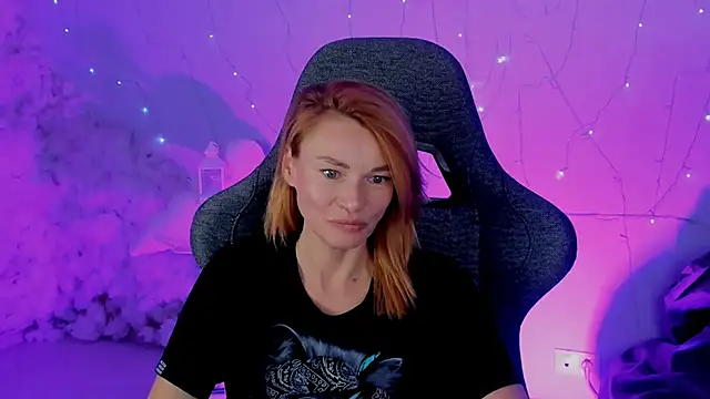 MistyBarnes online show from March 2025 12:04:02 PM