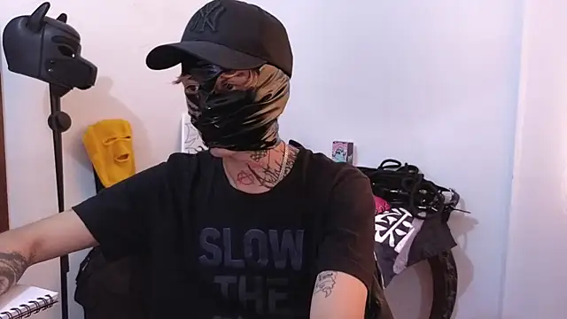 AcidMilo online show from February 2025 09:04:01 PM