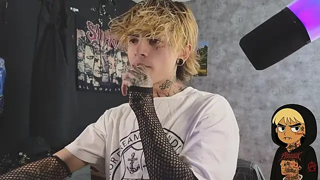 AcidMilo online show from October 2025 04:41:01 PM