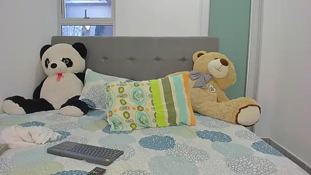 Snapshot of SEJMET_LOVE_ chatting on January 2025 02:50:01 PM SEJMET LOVE online show from January 2025 02:50:01 PM