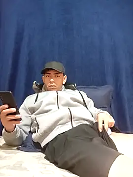 Snapshot of SEBASTHIAN chatting on April 2026 03:11:02 AM SEBASTHIAN online show from April 2026 03:11:02 AM