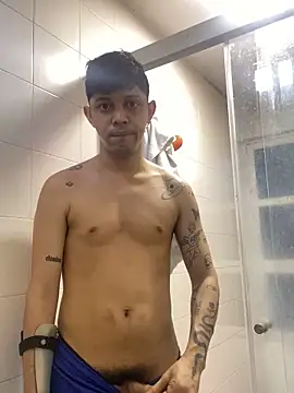 Snapshot of tonysexyboy chatting on January 2025 10:15:02 PM tonysexyboy online show from January 2025 10:15:02 PM