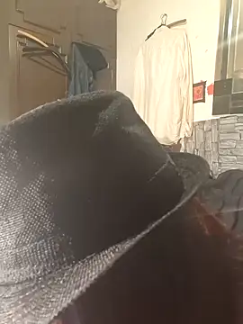 Snapshot of dominatrixredsonyja chatting on December 2024 06:39:01 PM dominatrixredsonyja online show from December 2024 06:39:01 PM