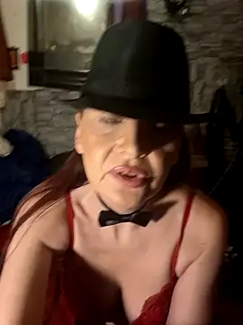 Snapshot of dominatrixredsonyja chatting on December 2024 04:34:01 PM dominatrixredsonyja online show from December 2024 04:34:01 PM