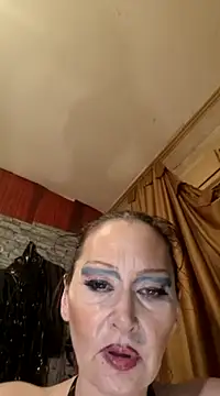 Snapshot of dominatrixredsonyja chatting on February 2025 02:58:01 AM dominatrixredsonyja online show from February 2025 02:58:01 AM