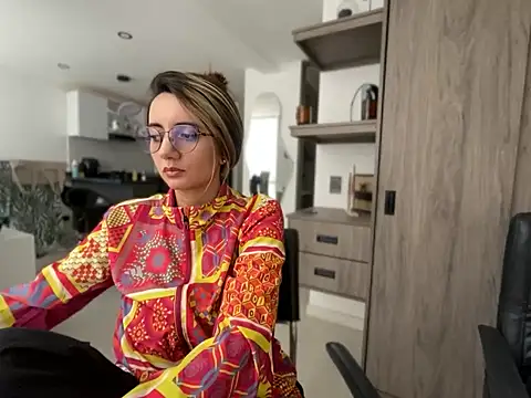 Anny Moore09 online show from January 2025 03:28:01 PM